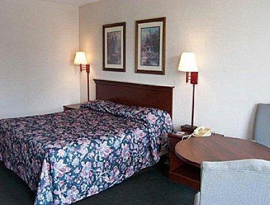 Days Inn By Wyndham Madison Habitación foto